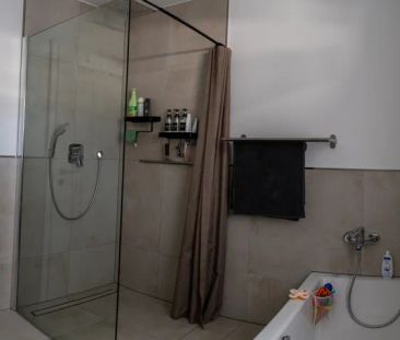 Hochwertige Maisonettewohnung mit Balkon - Photo 1