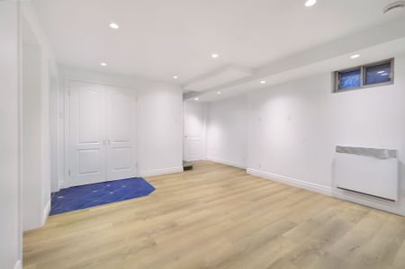 Condo for rent, Montréal (Saint-Laurent) - Photo 2