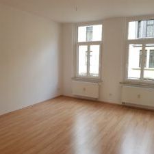 Antonstr. 40, Wohnung 5 ~~~ Balkon, Bad mit Wanne und Dusche, Abstellraum, Abstellraum im Treppenhaus - Photo 1