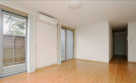 2Bedrooms, 1Bathrooms - Photo 3