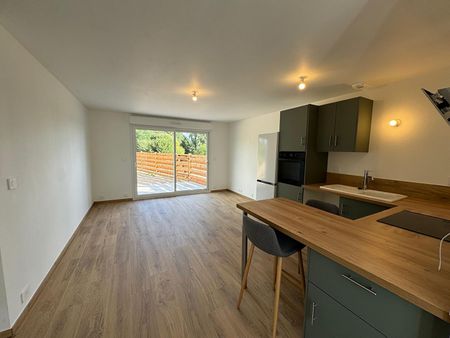 Location Maison 2 pièces 52m² - Photo 3