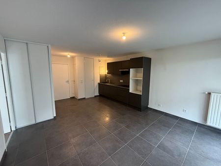 Apartment - Photo 4