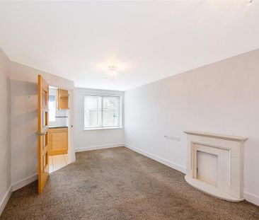 1 bedroom retirement property to rent - Photo 3