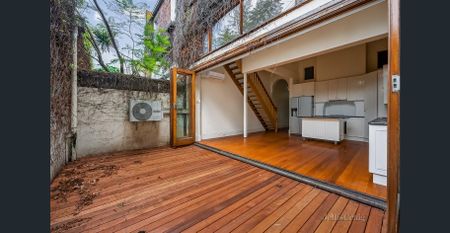 Two-Bedroom Victorian Terrace - Photo 5