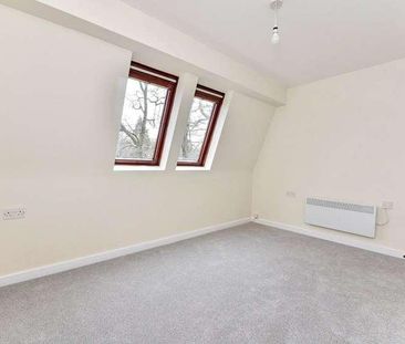 Wood Road, Hindhead, Surrey, GU26 - Photo 3