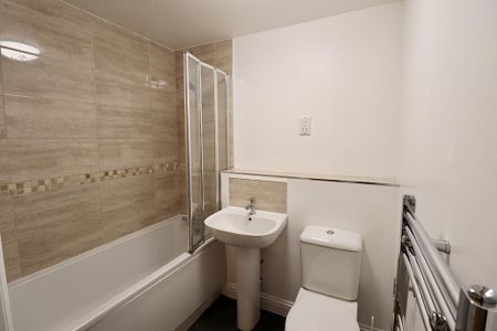 2 bedroom flat to rent - Photo 5