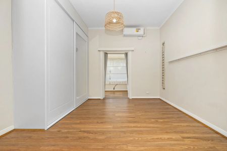 Character & Convenience in the Heart of Kingswood - Photo 3