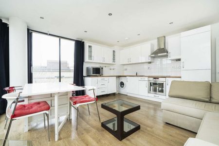 2 bedroom flat to rent - Photo 3