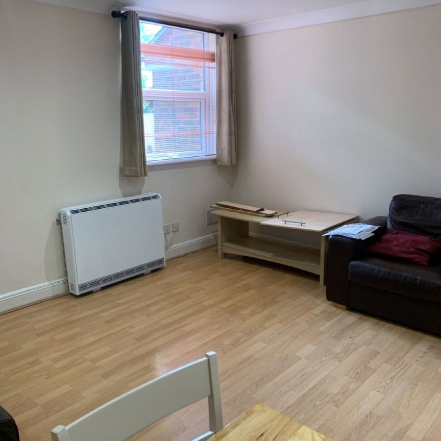 3 bedroom apartment to rent - Photo 1