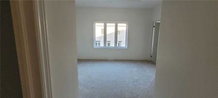 For Lease - 9 Truffle Court, Brampton, Ontario - Photo 5