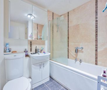 2 bedroom flat to rent - Photo 6