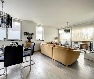 Appartement te huur - Foto 1