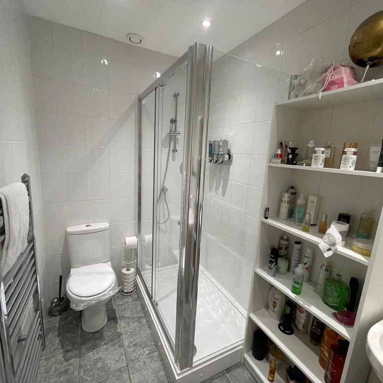 2 Bedroom Property To Rent - Photo 1