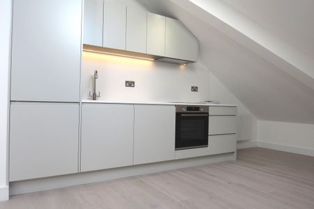 New Road, Brentwood - Photo 5