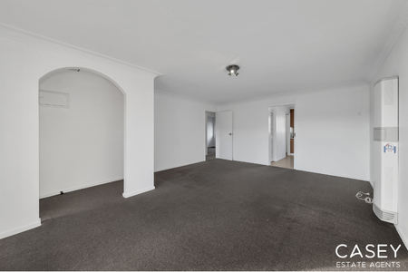 1/14 Codrington Street, Cranbourne - Photo 2