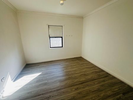 Home For Rent - Photo 3