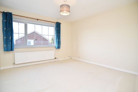 Fieldway Close, Harrogate - Photo 5