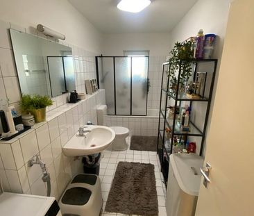 Schöne, helle 2 Zimmer Wohnung (67qm) - Photo 4