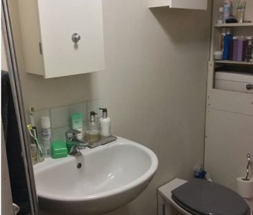 2 Bed Terraced House, Albany Mews, SE5 - Photo 3