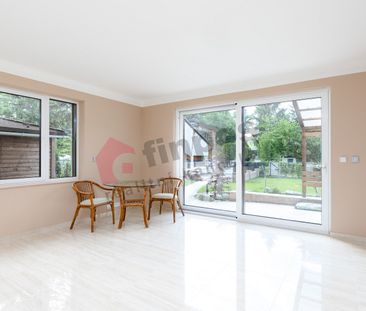 Pronájem domu 151 m² s pozemkem 434 m² - Photo 1
