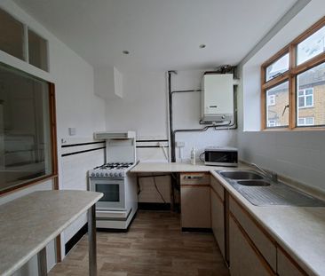 5 Bed Maisonette, Aylmer Parade, N2 - Photo 2