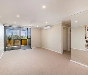 Modern Comfort and Convenience - Close to Everything - Photo 4