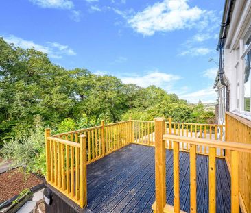 4 bedroom semi-detached house to rent - Photo 3