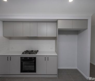 Home For Rent - Photo 3