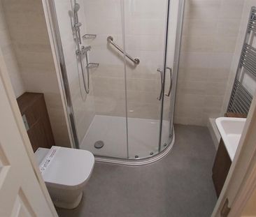 Spitfire Lodge, Portswood - Photo 6