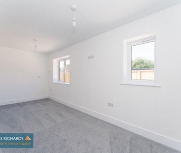 2 bedroom house to rent - Photo 2