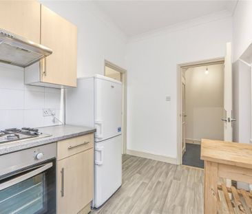 Cavendish Road, London, SW12 - Photo 1