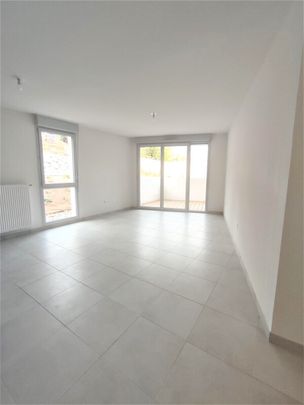 Location Appartement 2 pièces 52m² FROUZINS 31270 - Photo 1