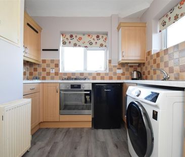 Thornhill Drive, Walton, Wakefield - Photo 6