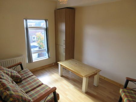 Great One Bedroom Apartment, 41e Agincourt Avenue, BT71QA, Belfast - Photo 3