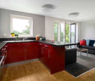 6 Bedroom Apartment- Classic Room - Photo 3