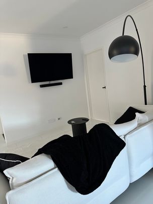 Mornington - Photo 1