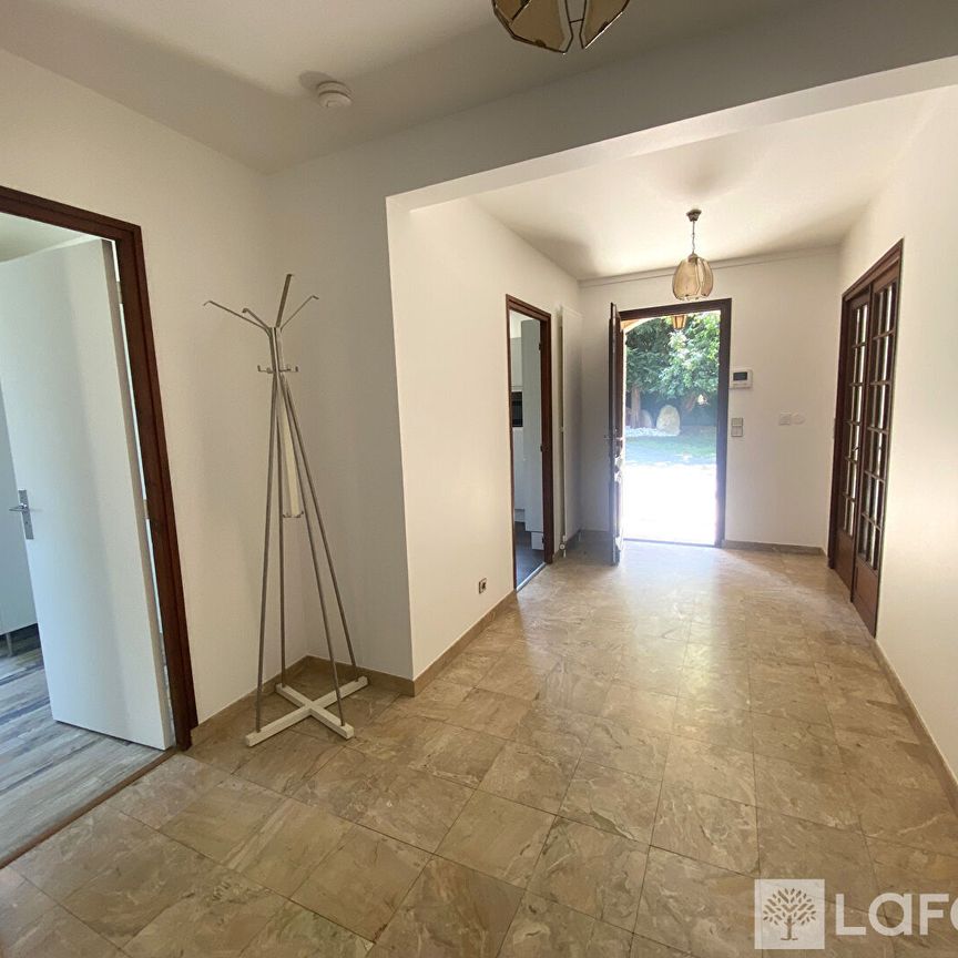 House - Photo 1
