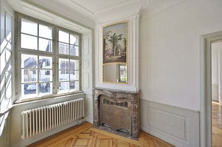 COUNTRY HOUSE IN THE HEART OF RIEHEN - LIVING WITH HISTORY AND CHARACTER - Photo 5