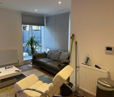 3 Bed Flat, Cameron Court, E12 - Photo 1