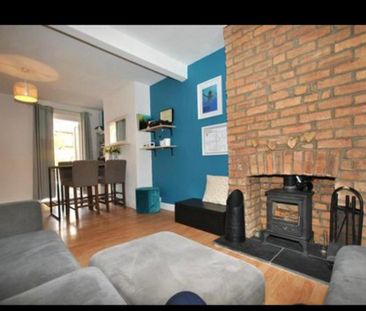 3 bedroom terraced house to rent - Photo 1