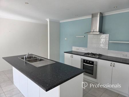 LARGE FAMILY HOME IN PICTURESQUE BUREKUP - Photo 4