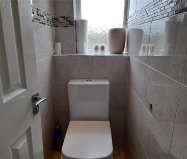 3 bedroom terraced house to rent - Photo 6