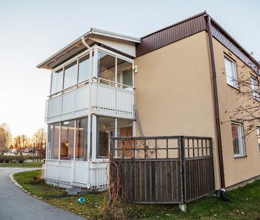 Tuvullsgränd 8 A, 94332, Öjebyn - Photo 1