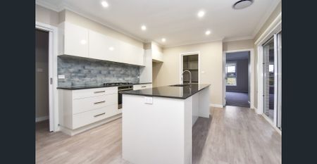 The Bold and The Beautiful - Photo 5