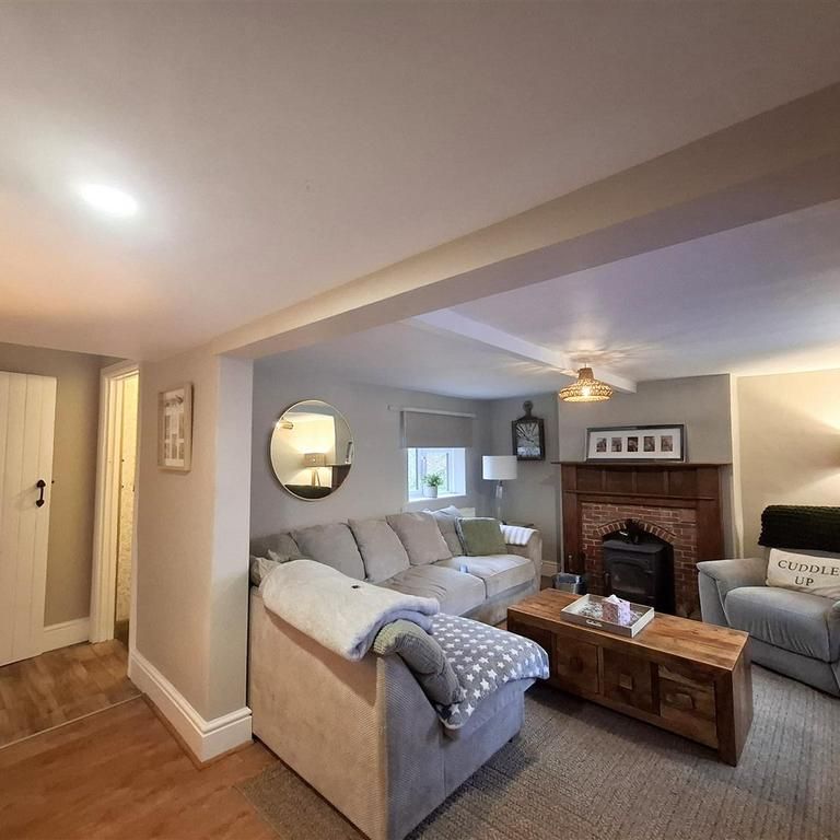 3 bedroom cottage to rent - Photo 1