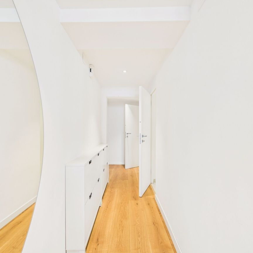 Duplex lumineux et rénové avec vue sur le lac dans la région de Nyon - Photo 1