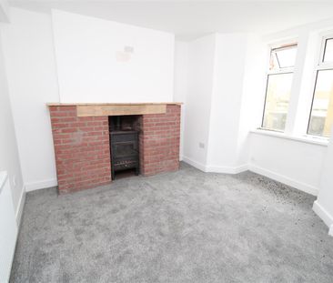 Flat For Rent North Road, Ferndale - Photo 2
