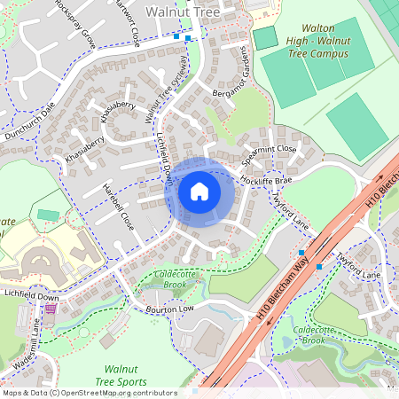 Tamarisk Court, Walnut Tree