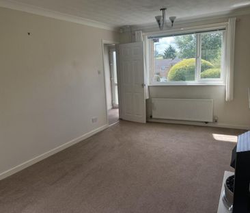 3 bedroom link detached house to rent - Photo 5