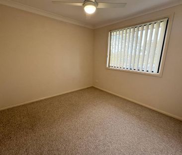 PRIVATE 4 BEDROOM HOME!! - Photo 4